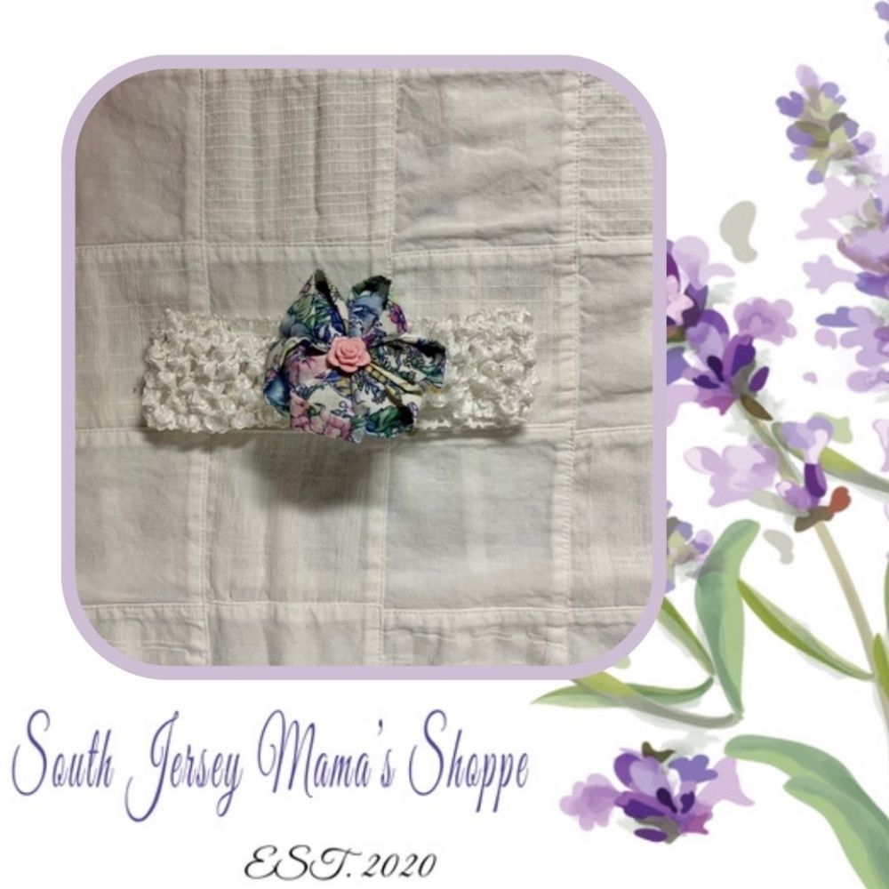 Handmade Infant Headband White Band Pastel Flower Center Size Newborn B263